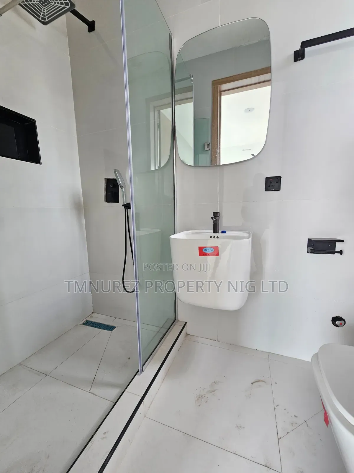 2bdrm Apartment in Ikate for sale in Ikate