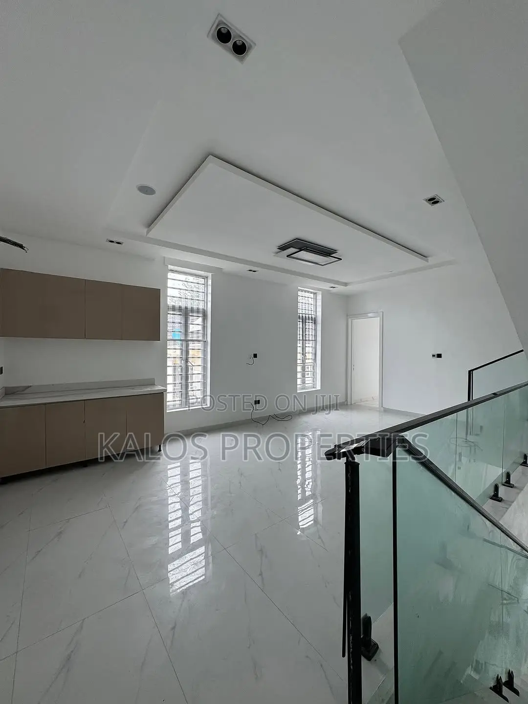 5bdrm Duplex in Mega Mound Housing, Ikota for sale in Ikota