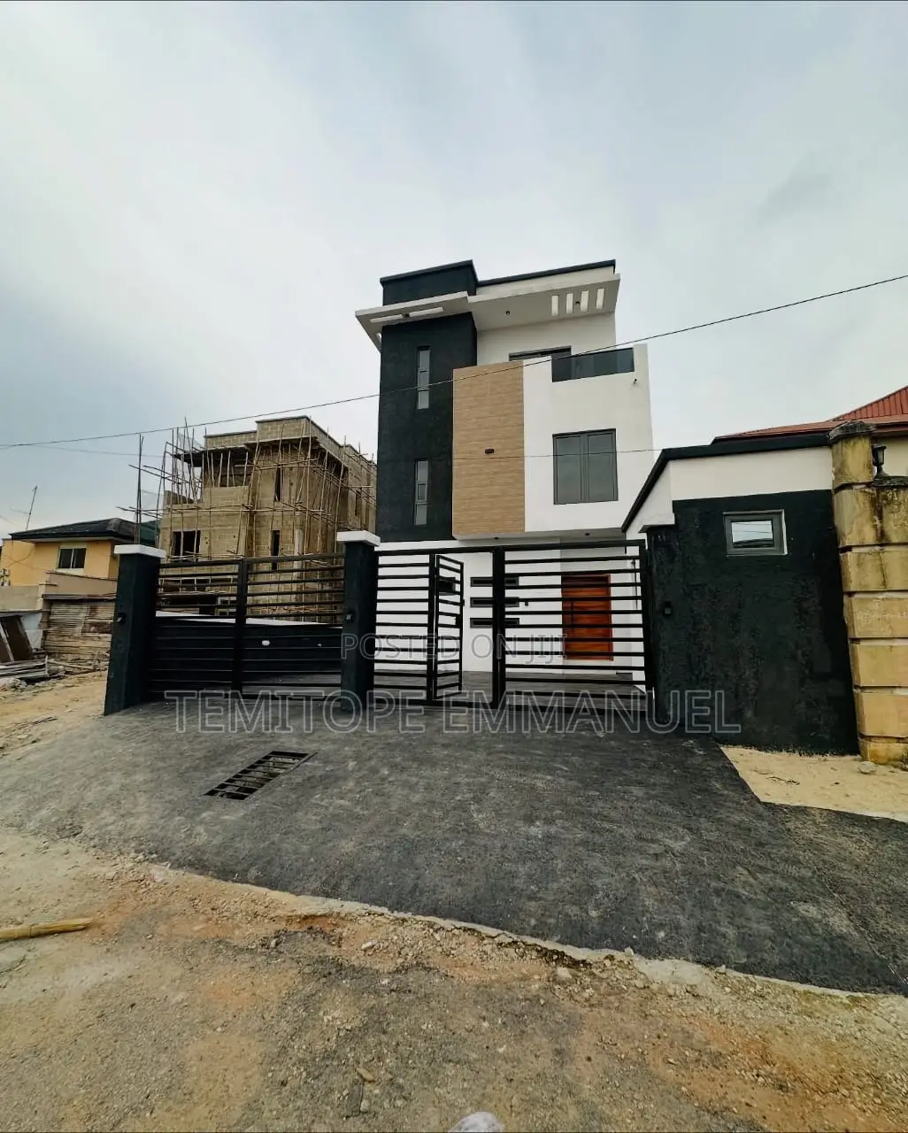 Furnished 5bdrm Duplex in Gbagada, Lagos for sale in Gbagada