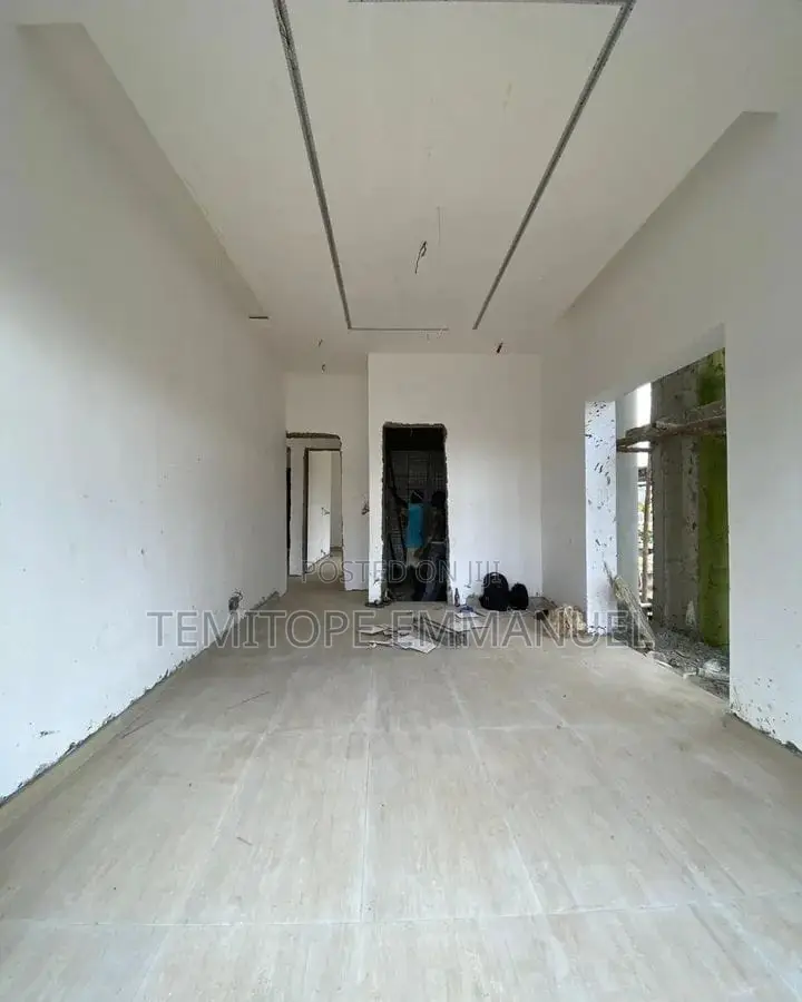 Furnished 3bdrm Apartment in Ikeja Gra for sale in Ikeja GRA