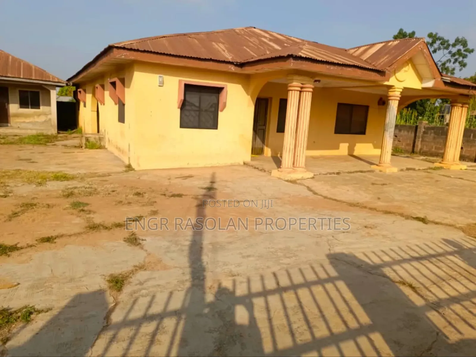 Furnished 4bdrm Block of Flats in Sango, Irepodun-Kwara for sale in Irepodun-Kwara