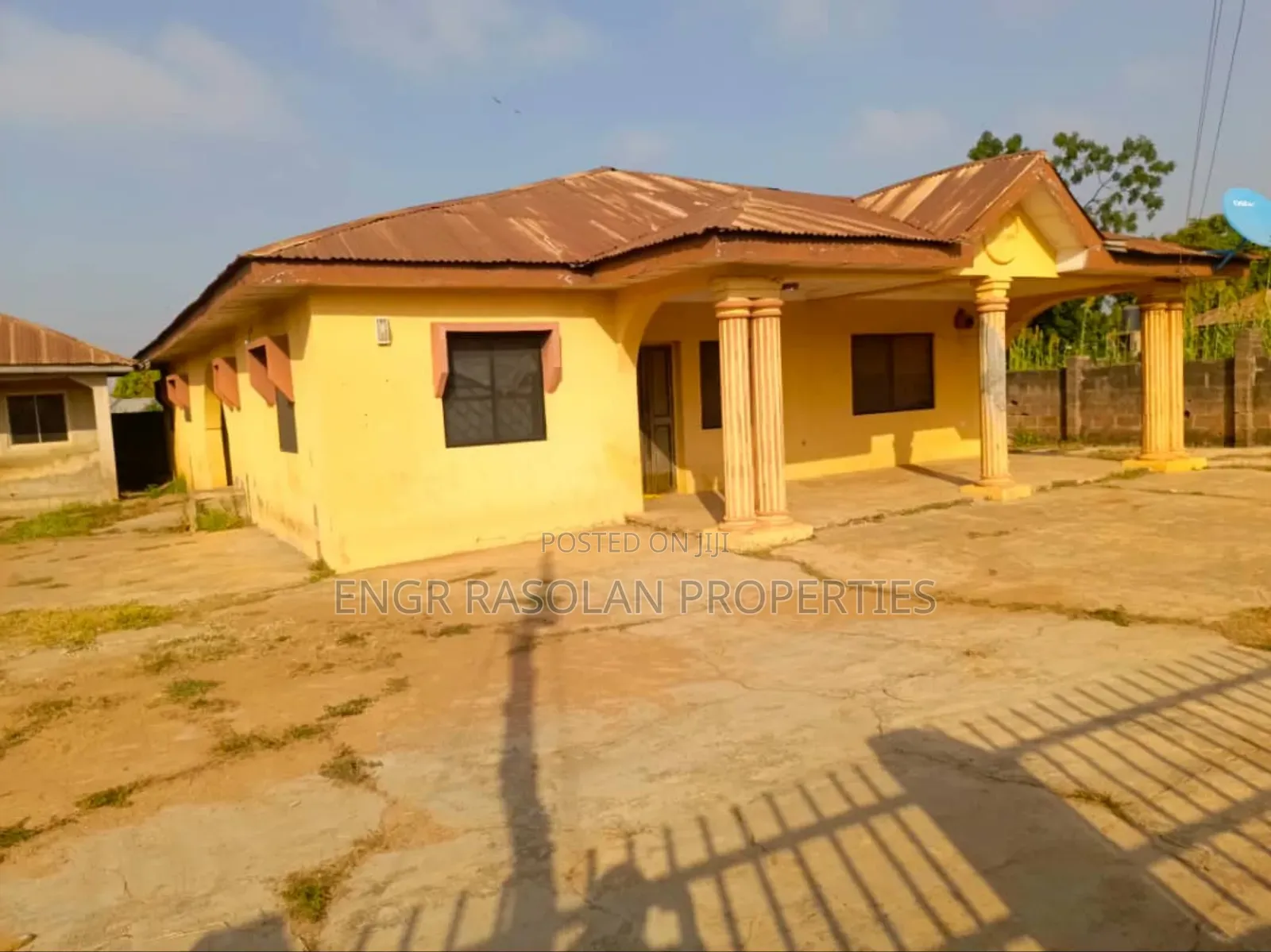 Furnished 4bdrm Block of Flats in Sango, Irepodun-Kwara for sale in Irepodun-Kwara