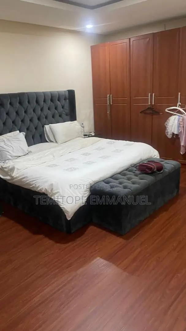 Furnished 3bdrm Apartment in Off Banana Island for sale in Victoria Island