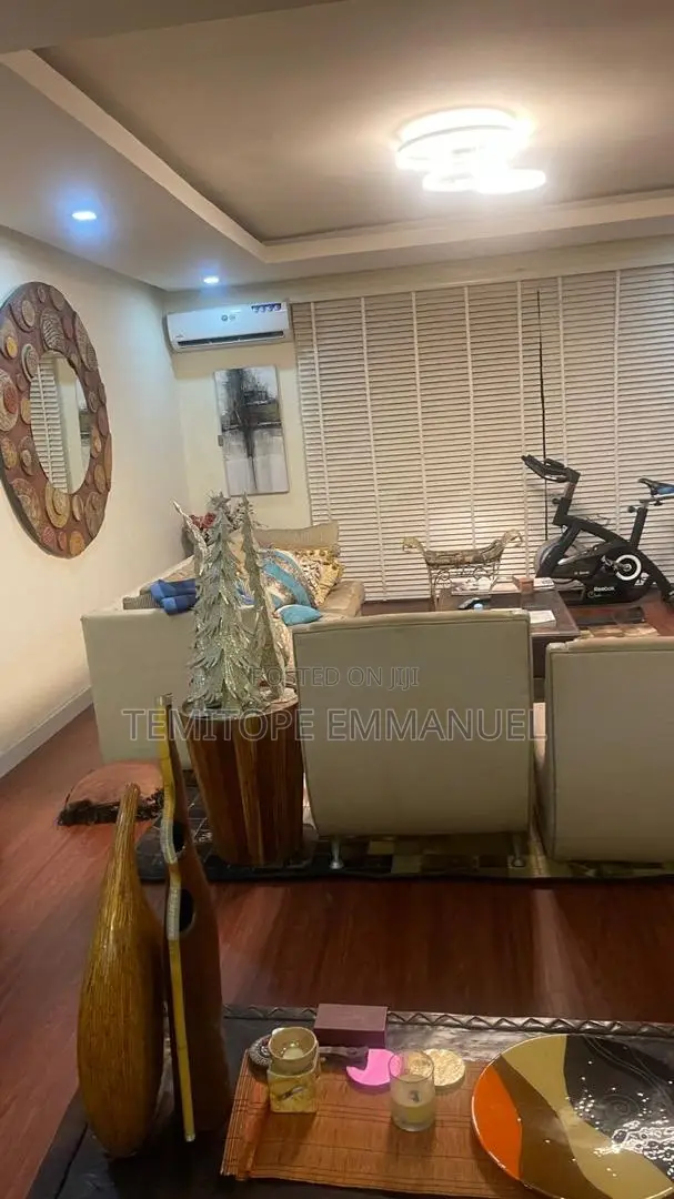 Furnished 3bdrm Apartment in Off Banana Island for sale in Victoria Island