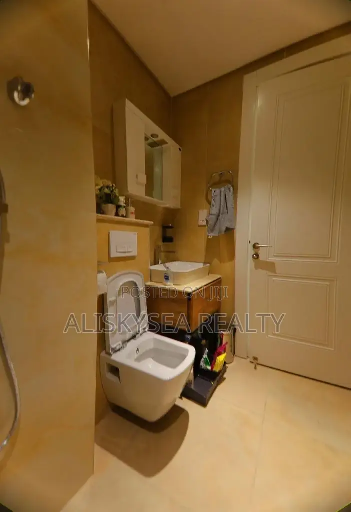 Luxury 2bedroom City View Apartment in Ikoyi in Ikoyi S.W