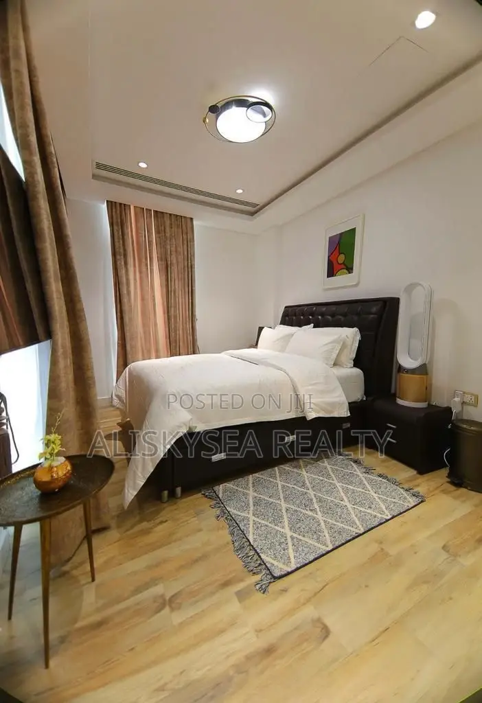 Luxury 2bedroom City View Apartment in Ikoyi in Ikoyi S.W