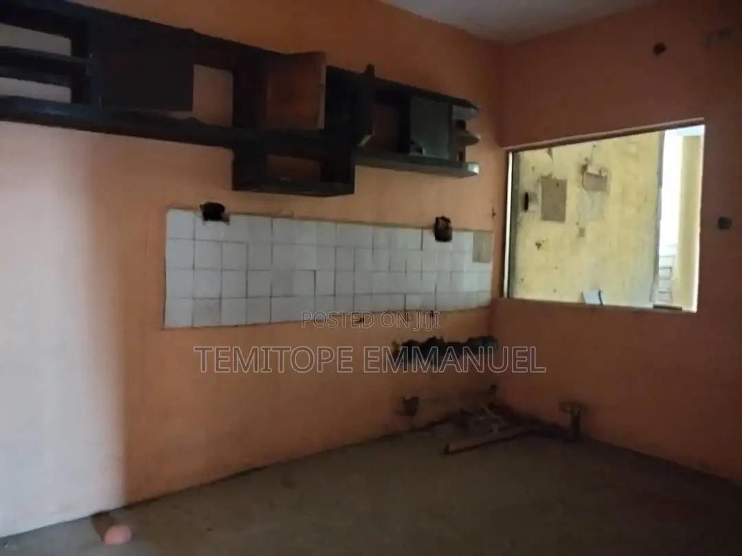 Furnished 18bdrm Apartment in Ajao Estate, Airport for rent in Airport Road / Ikeja