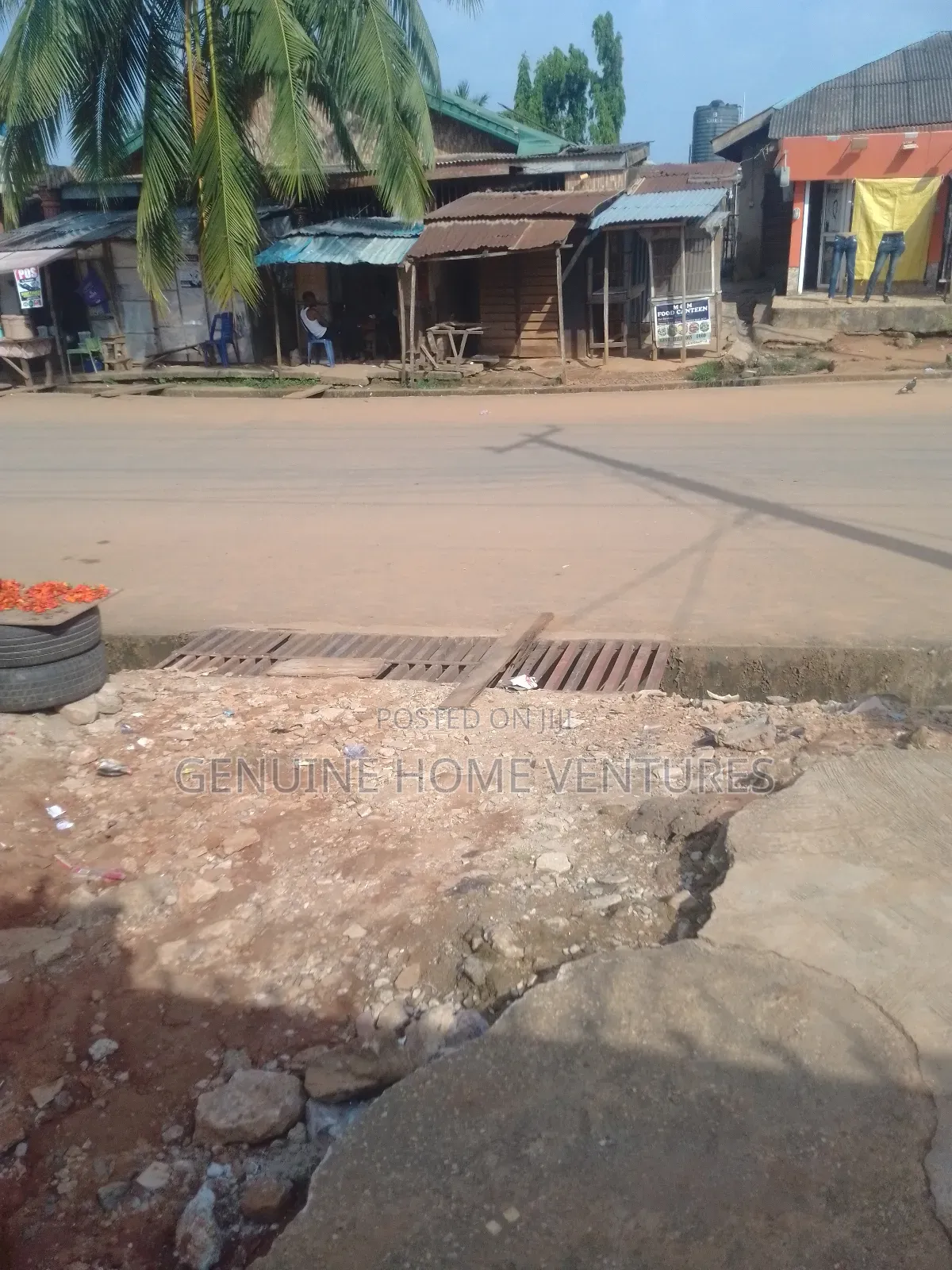 Hotel and Lounge for Sale in Agric