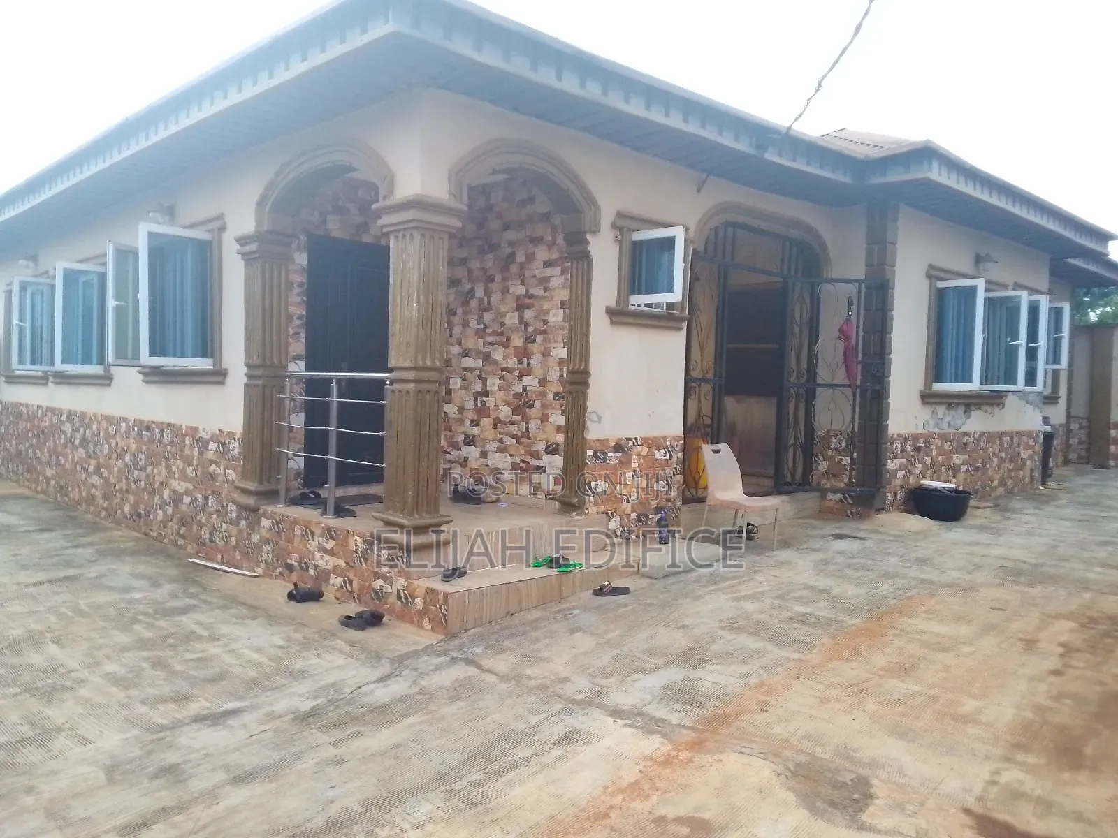 Furnished 3bdrm Bungalow in Eleshin, Ijede / Ikorodu for sale in Ijede / Ikorodu