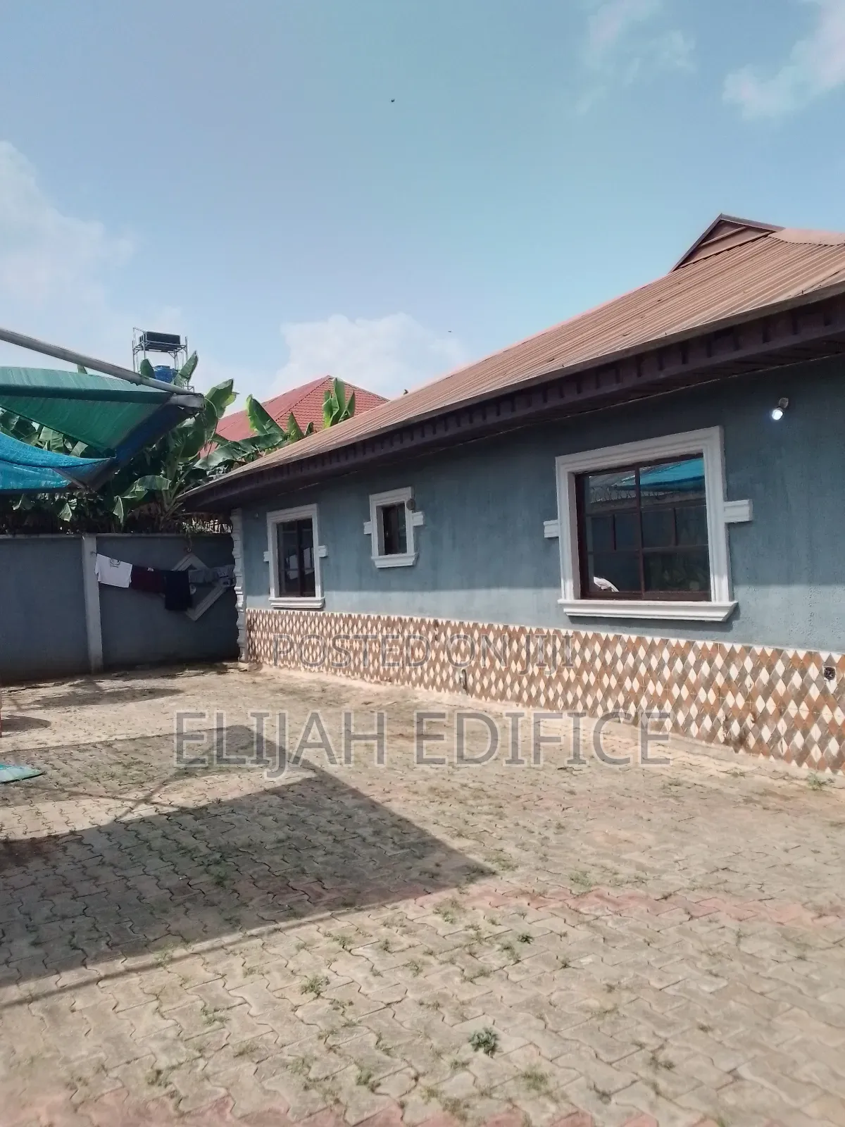 Furnished 5bdrm Bungalow in Omitoro, Ijede / Ikorodu for sale in Ijede / Ikorodu