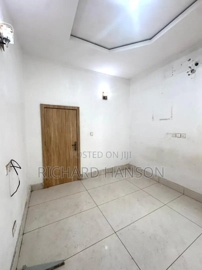 4bdrm Duplex in Thomas Estate for rent in Thomas Estate