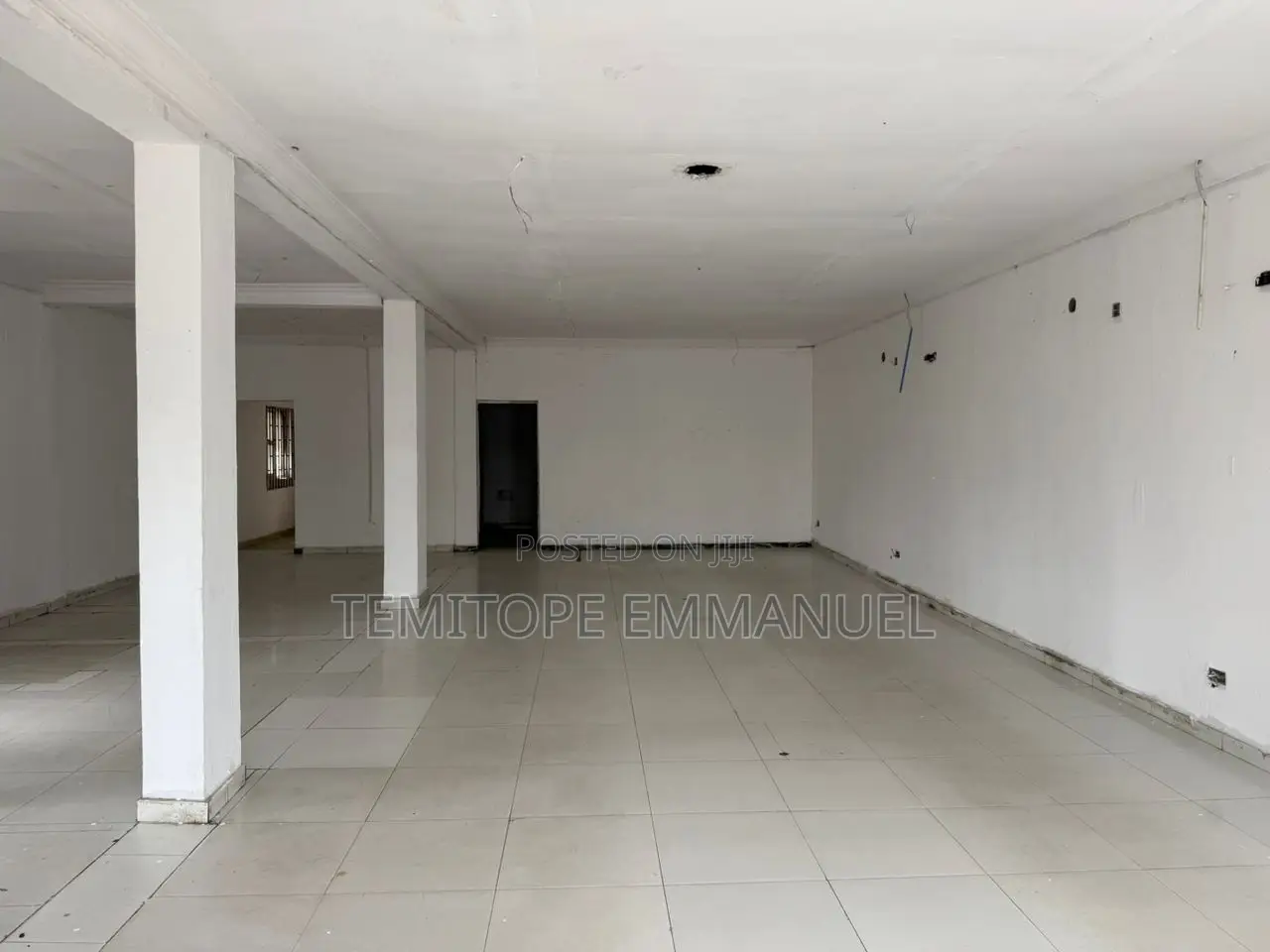 Fully Detached House With Bq for Commercial Use Only in Lekki Phase 1