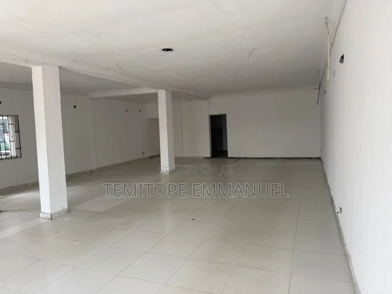 Fully Detached House With Bq for Commercial Use Only in Lekki Phase 1
