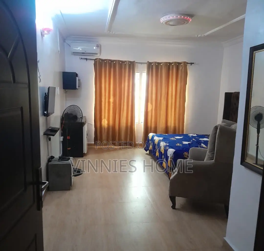 Furnished 4bdrm Shared Apartment in Orchid Roya Pine, Lekki Phase 2 in Lekki Phase 2