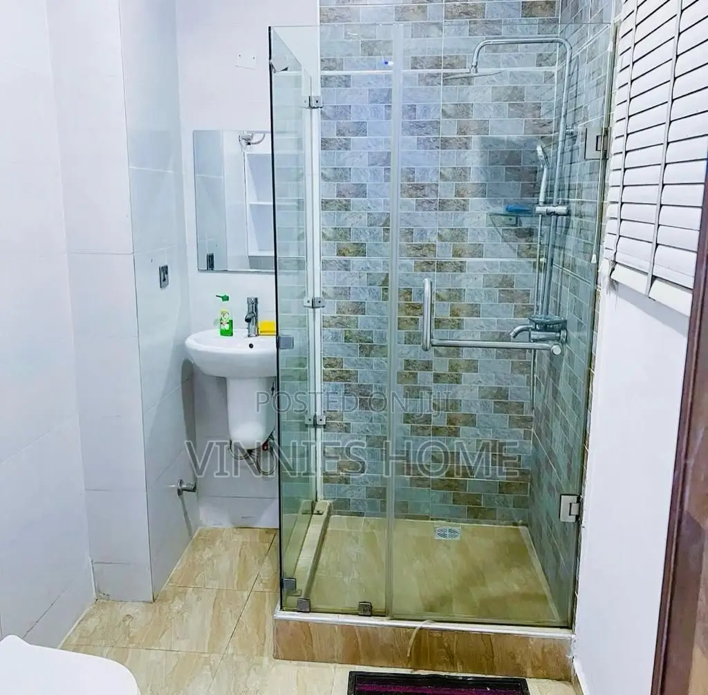 Furnished 4bdrm Shared Apartment in Orchid Roya Pine, Lekki Phase 2 in Lekki Phase 2