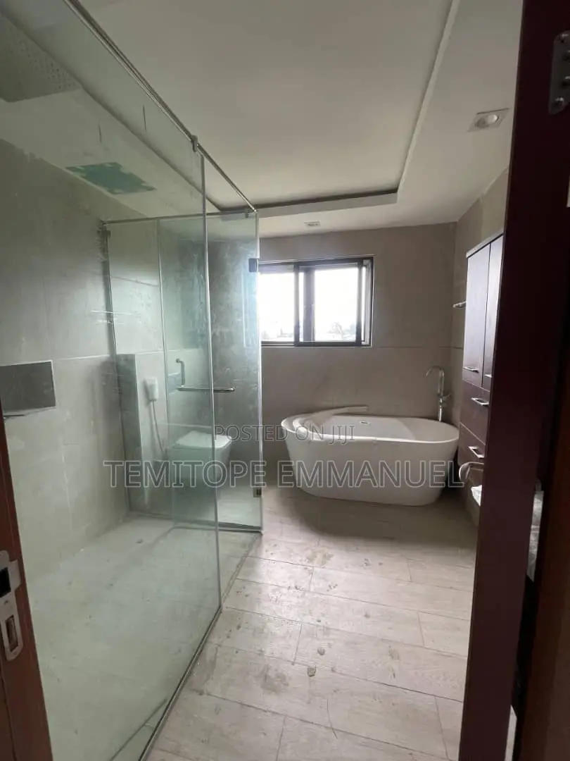 Furnished 6bdrm Duplex in Banana Island, Ikoyi for sale in Banana Island