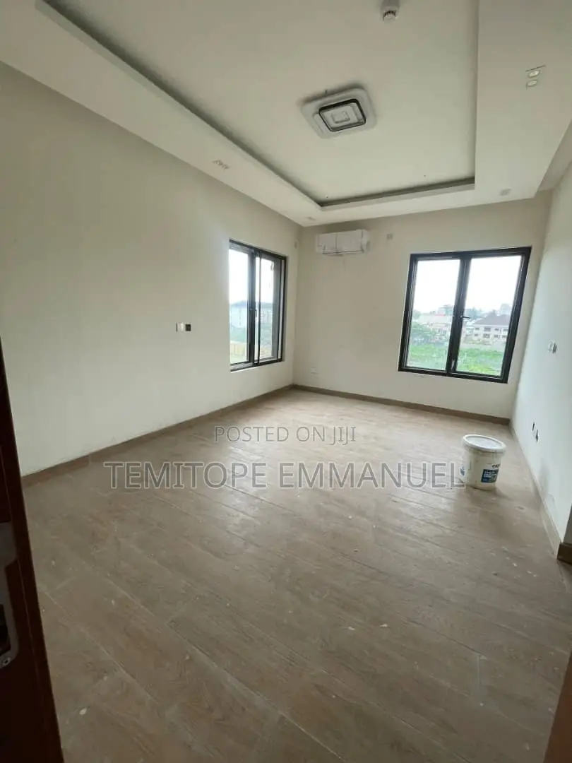 Furnished 6bdrm Duplex in Banana Island, Ikoyi for sale in Banana Island