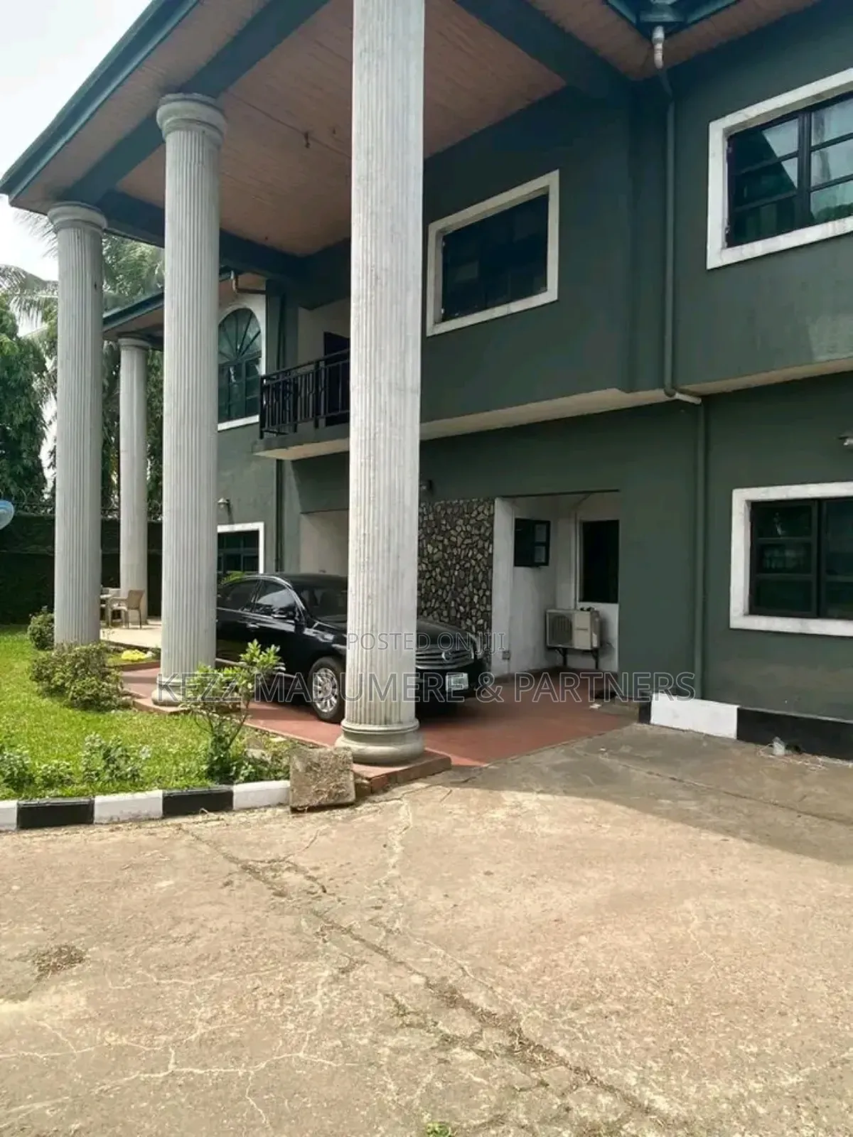 5bdrm Duplex in Stadium Road, Port for sale in Port-Harcourt