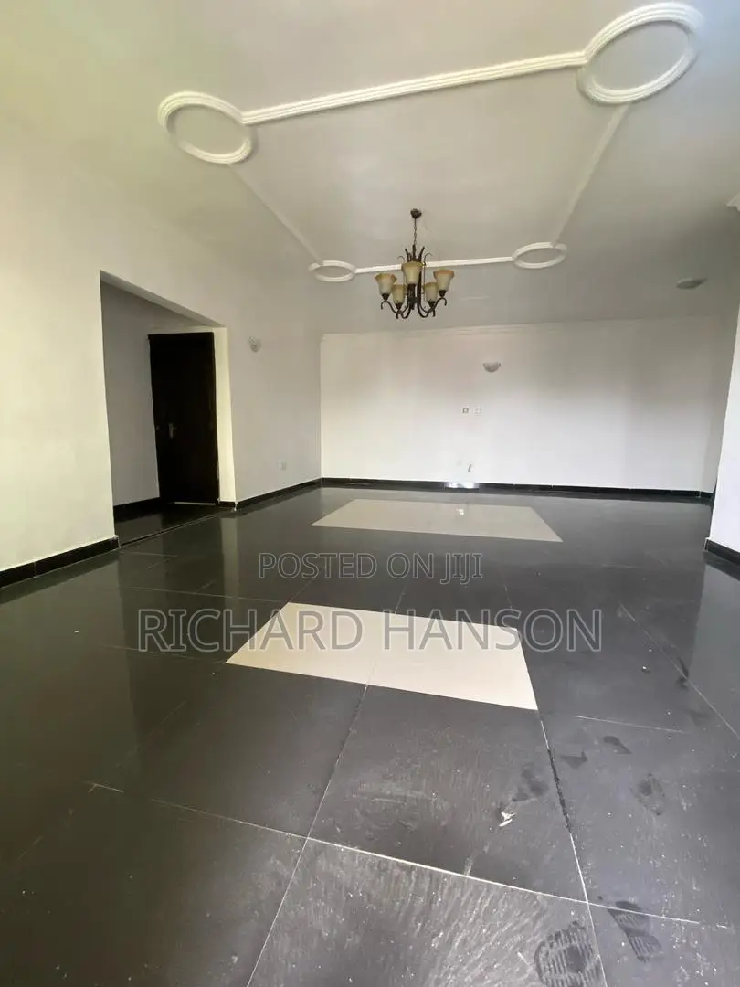 3bdrm Apartment in Lekki Phase 1 for sale in Lekki Phase 1