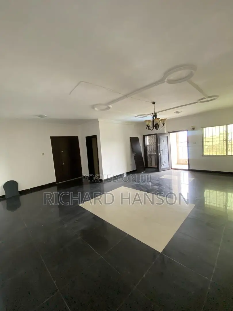 3bdrm Apartment in Lekki Phase 1 for sale in Lekki Phase 1