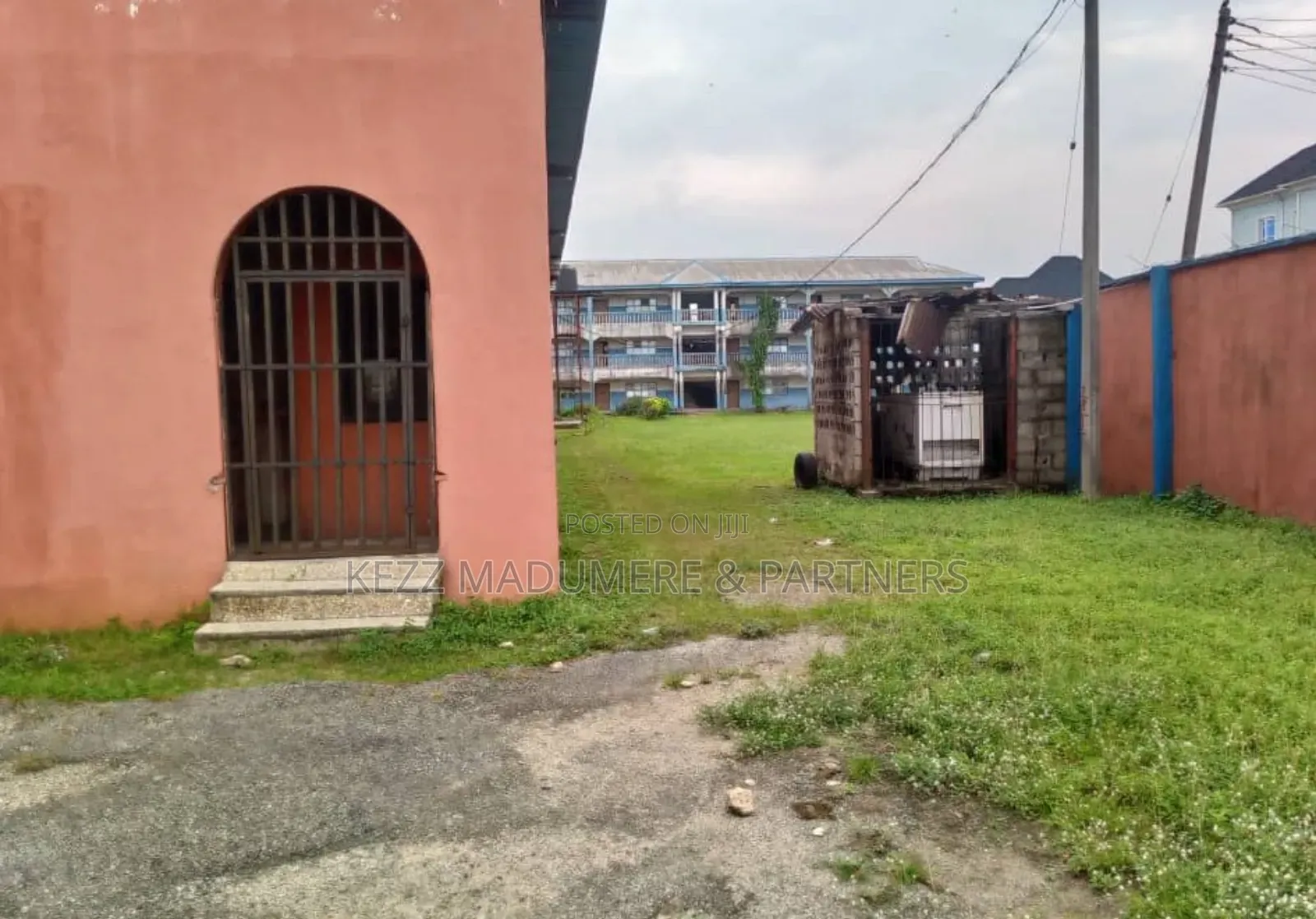 To Let / Lease : Functional Standard School Within City Center , Ph in Port-Harcourt