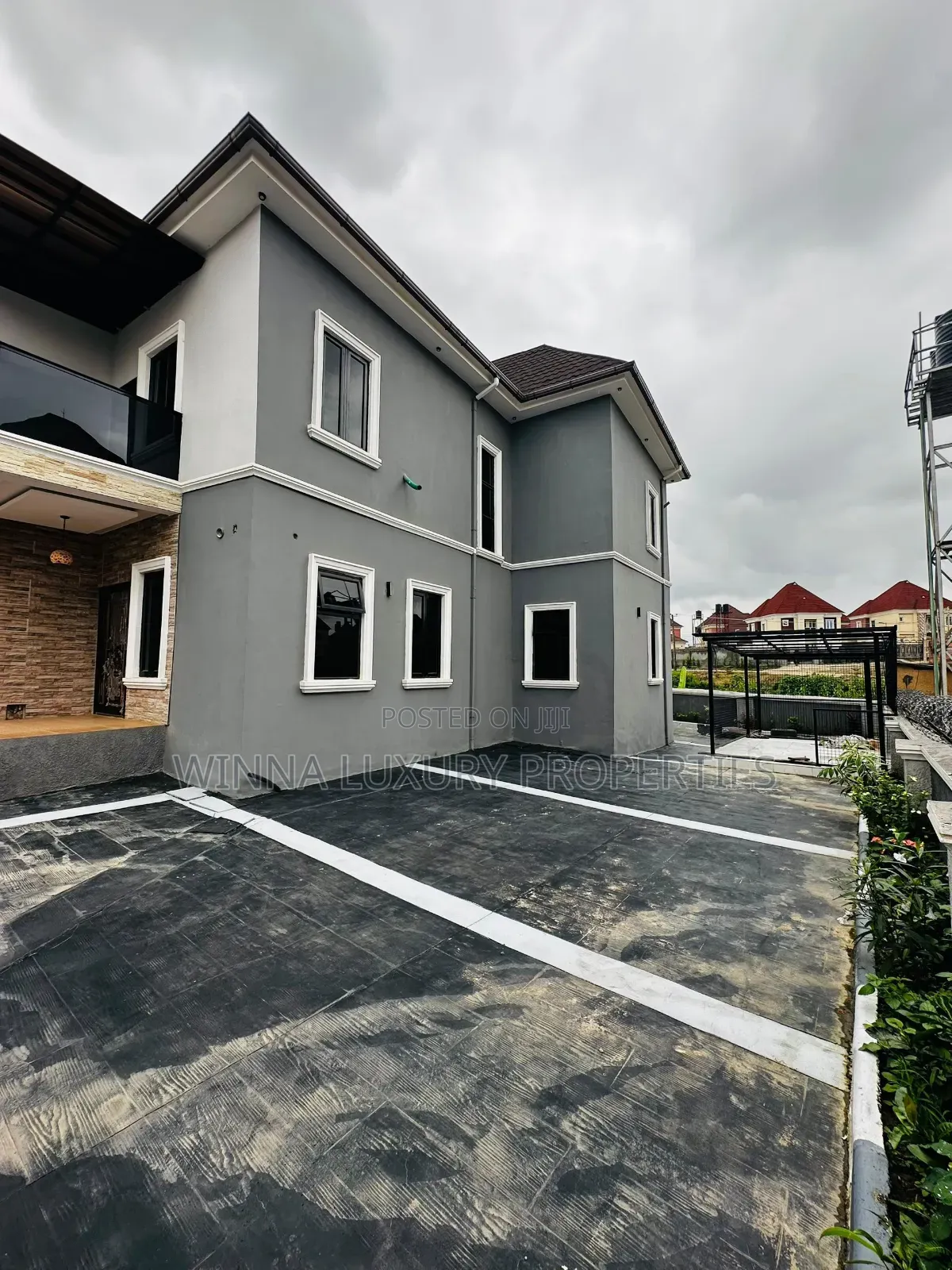 4bdrm Duplex in Penthouse Estate, Lugbe District for sale in Lugbe District
