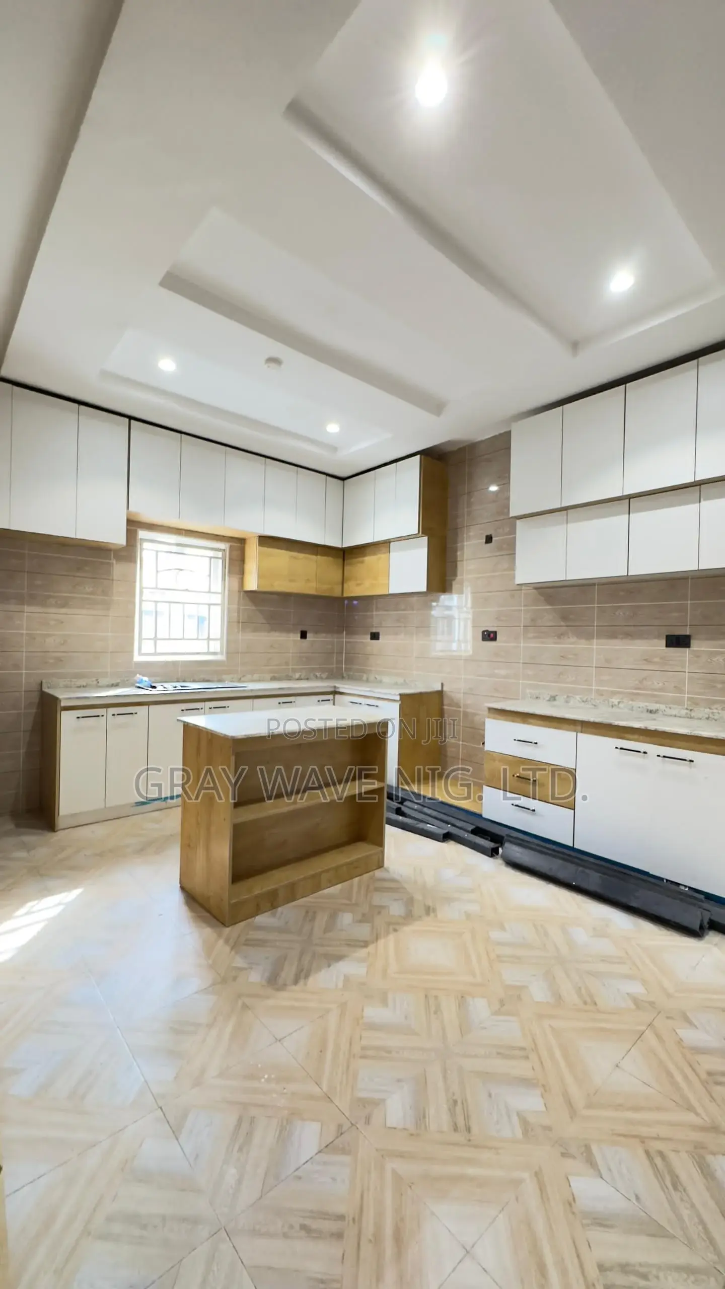 4bdrm Duplex in Sabon Lugbe for sale in Sabon Lugbe
