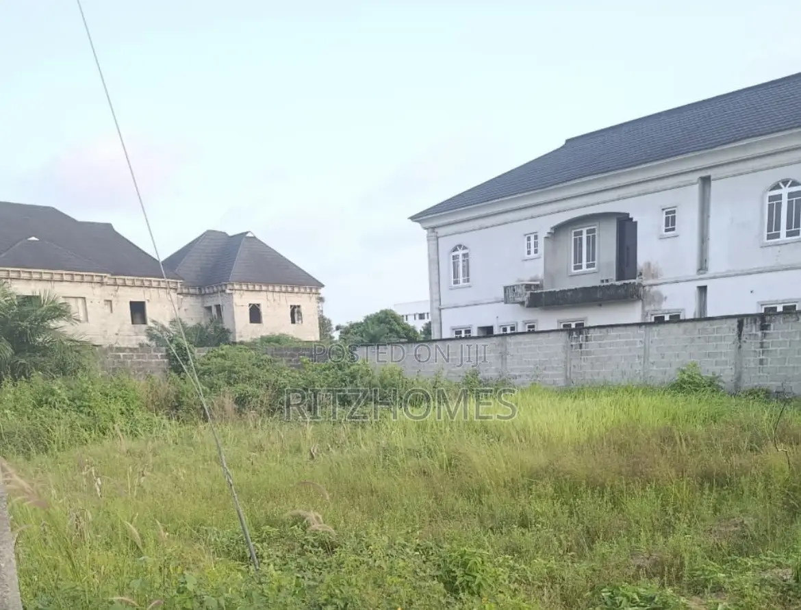 400sqm Land in Sangotedo