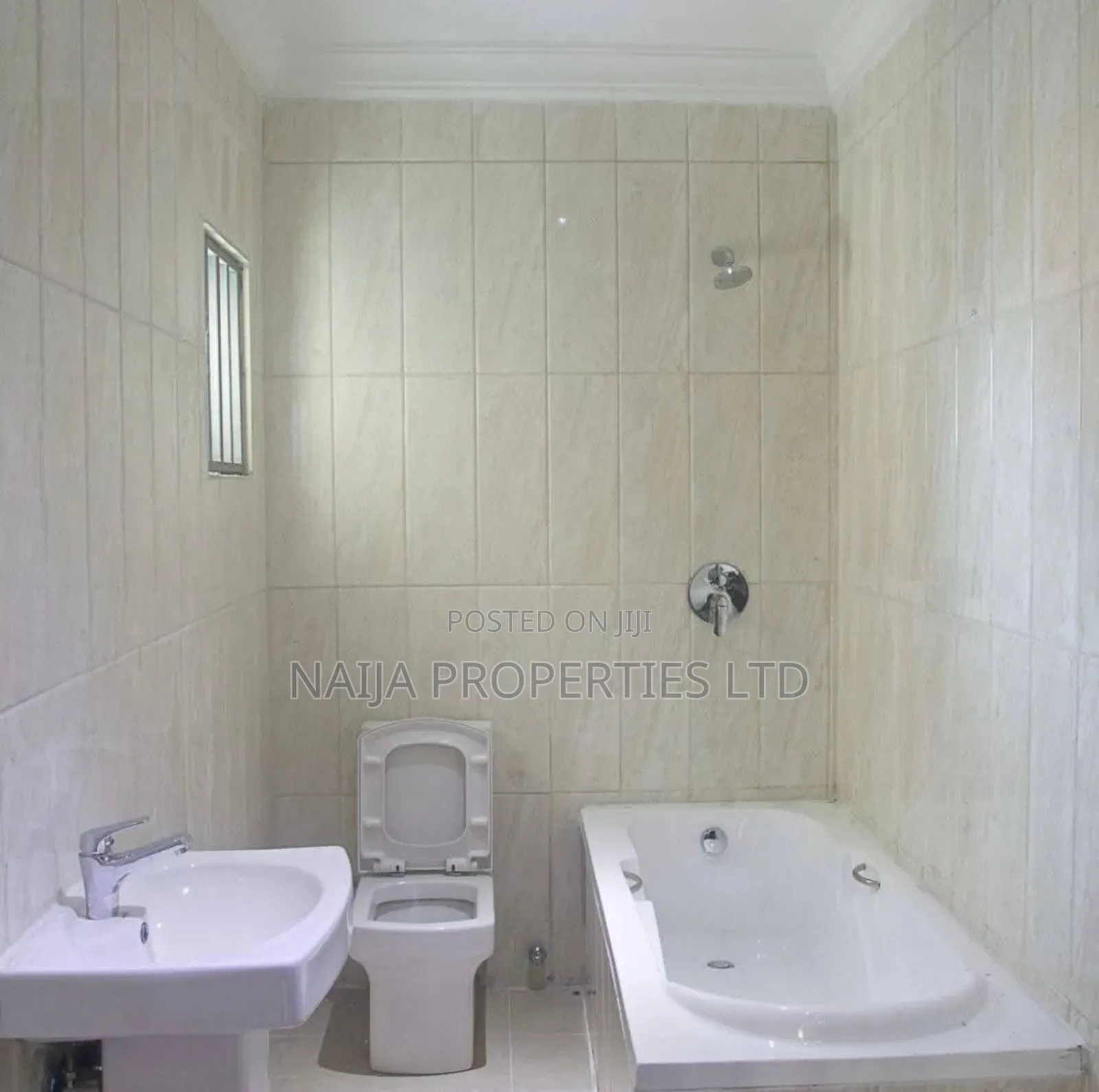 4bdrm Townhouse/Terrace in Osapa London, Lekki for sale in Lekki