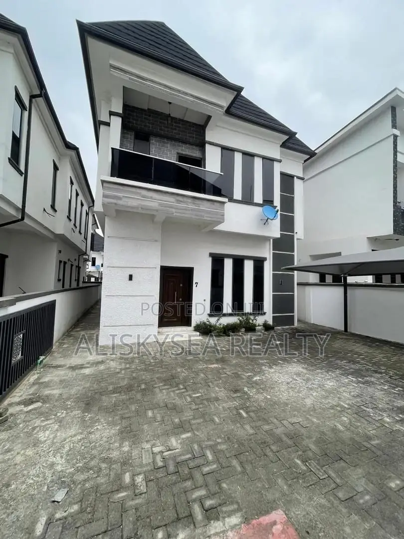 4bdrm Duplex in Royal Pine Estate, Lekki Phase 2 for sale in Lekki Phase 2