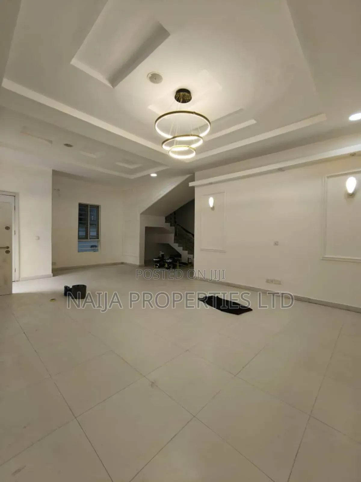 5bdrm Duplex in Chevron, Lekki for rent in Lekki