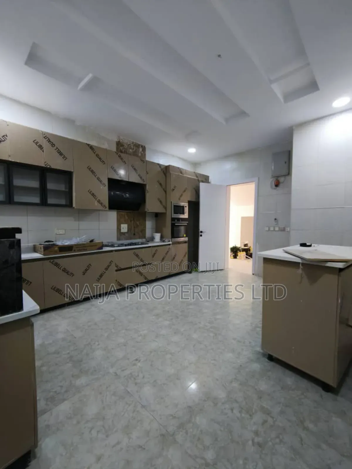 5bdrm Duplex in Chevron, Lekki for rent in Lekki