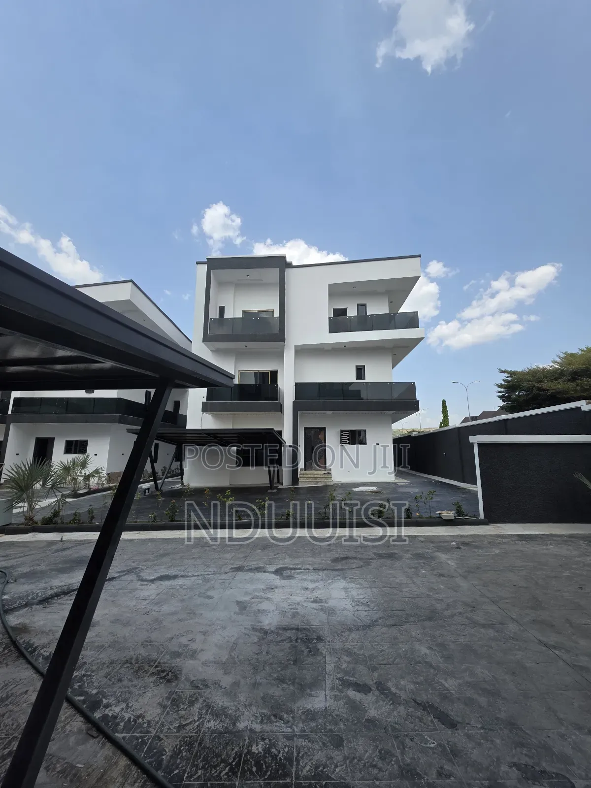 6bdrm Duplex in Katampe Extension for sale in Katampe Extension