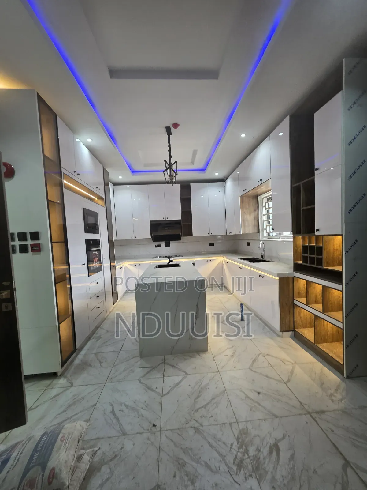 6bdrm Duplex in Katampe Extension for sale in Katampe Extension