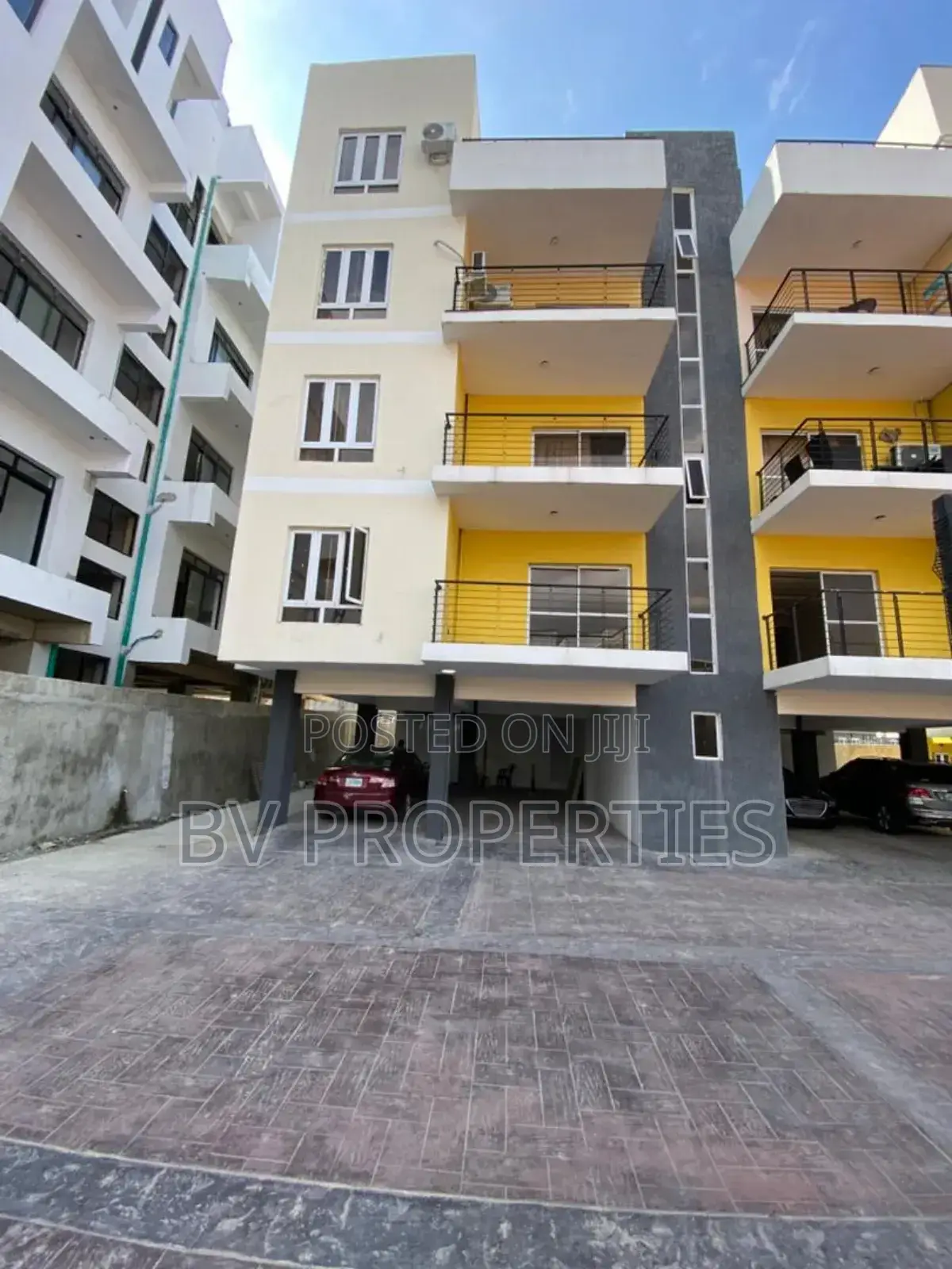 3bdrm Block of Flats in Lekki Phase 1 for sale in Lekki Phase 1