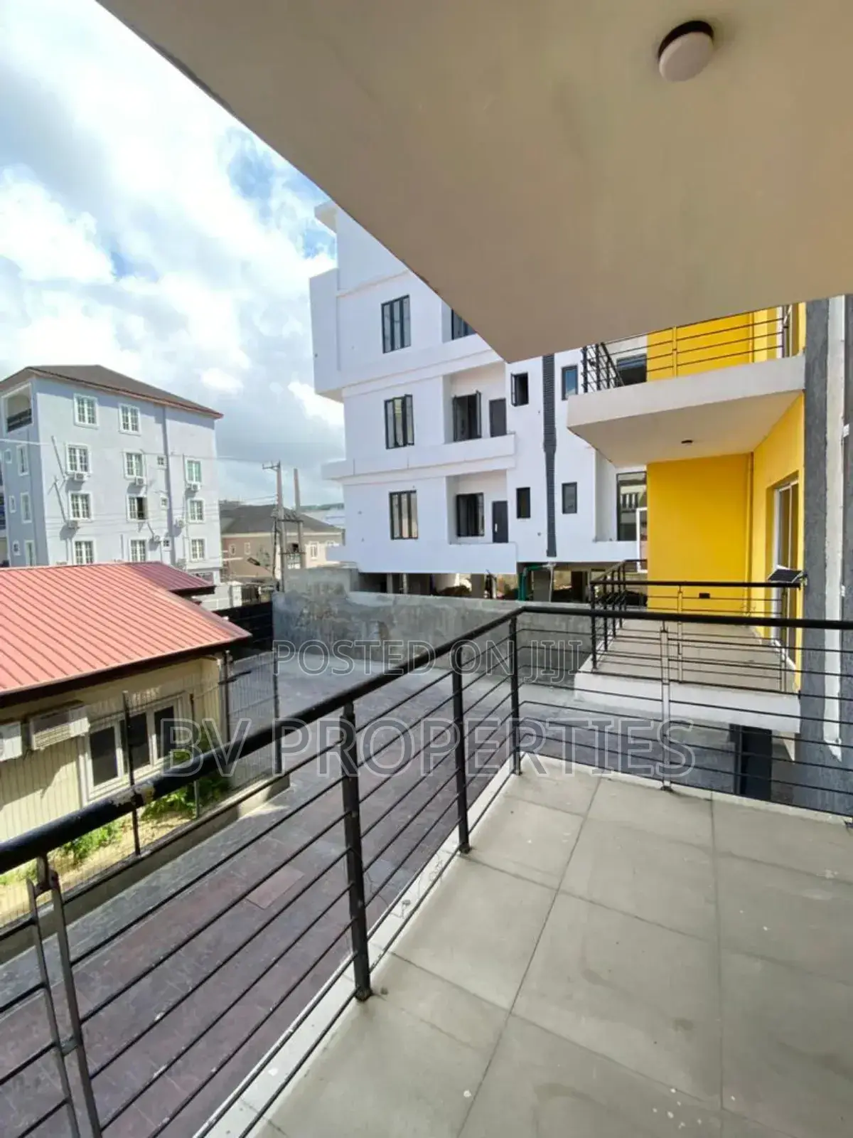 3bdrm Block of Flats in Lekki Phase 1 for sale in Lekki Phase 1