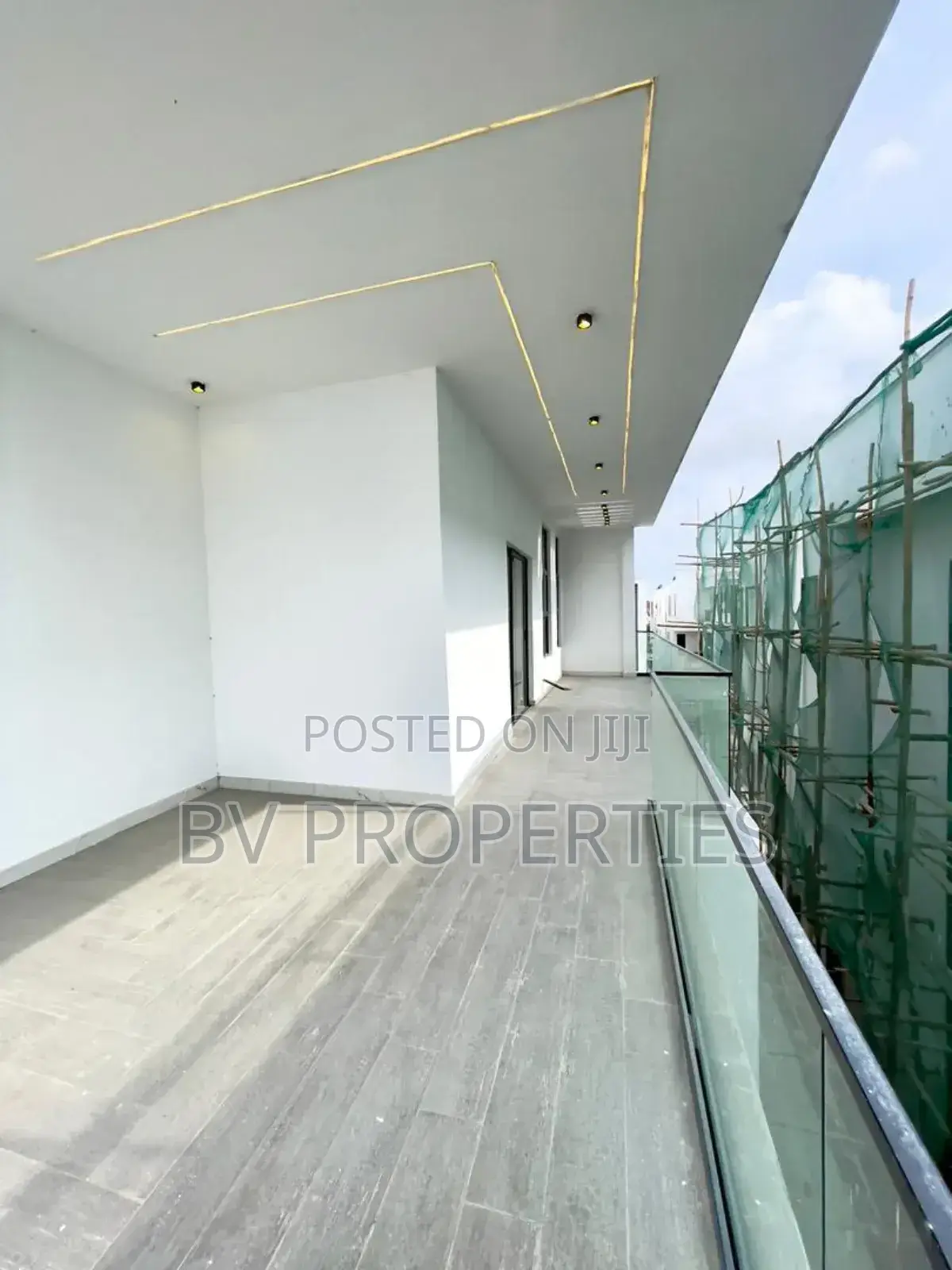5bdrm Duplex in Ikate for sale in Ikate