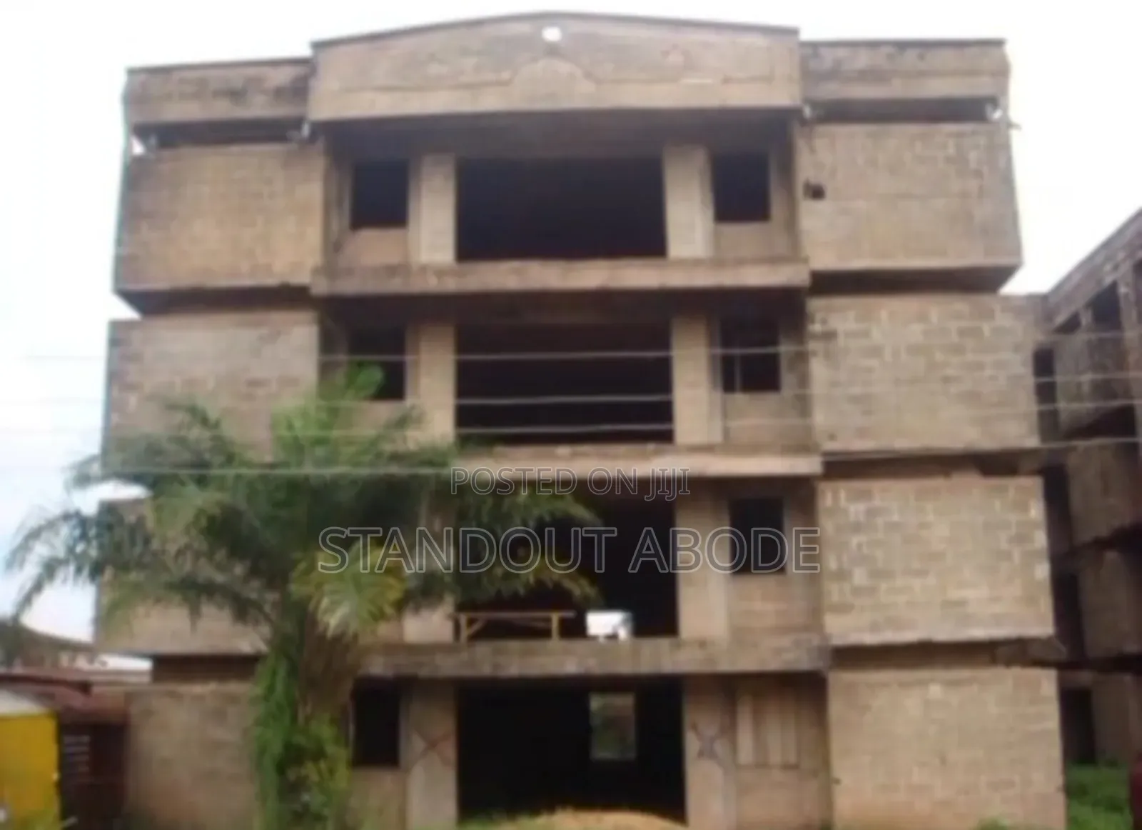 3bdrm Block of Flats in On A Close Street In, Alakuko for sale in Alakuko