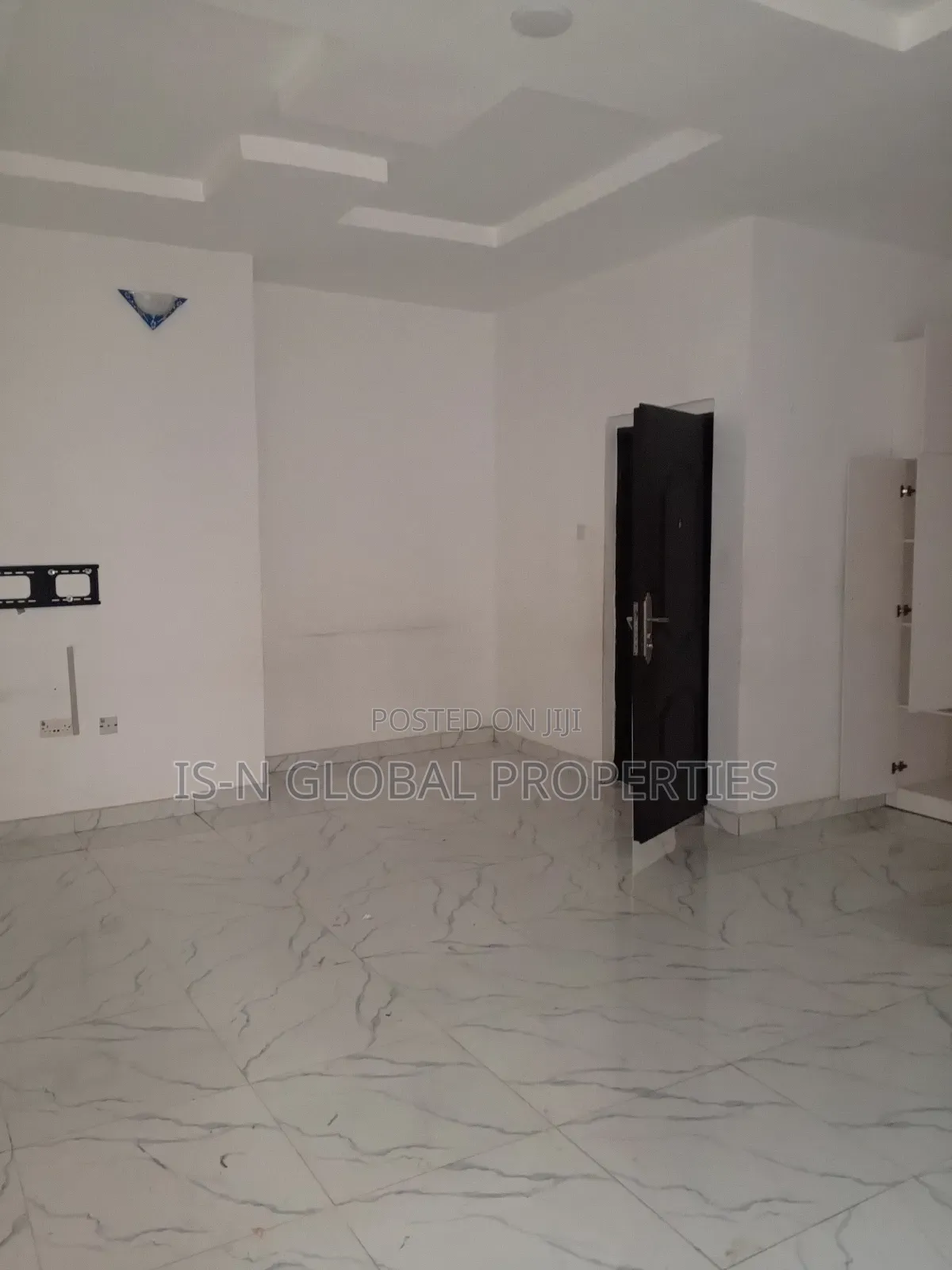 2bdrm House in Army Estate, Warri for rent in Warri