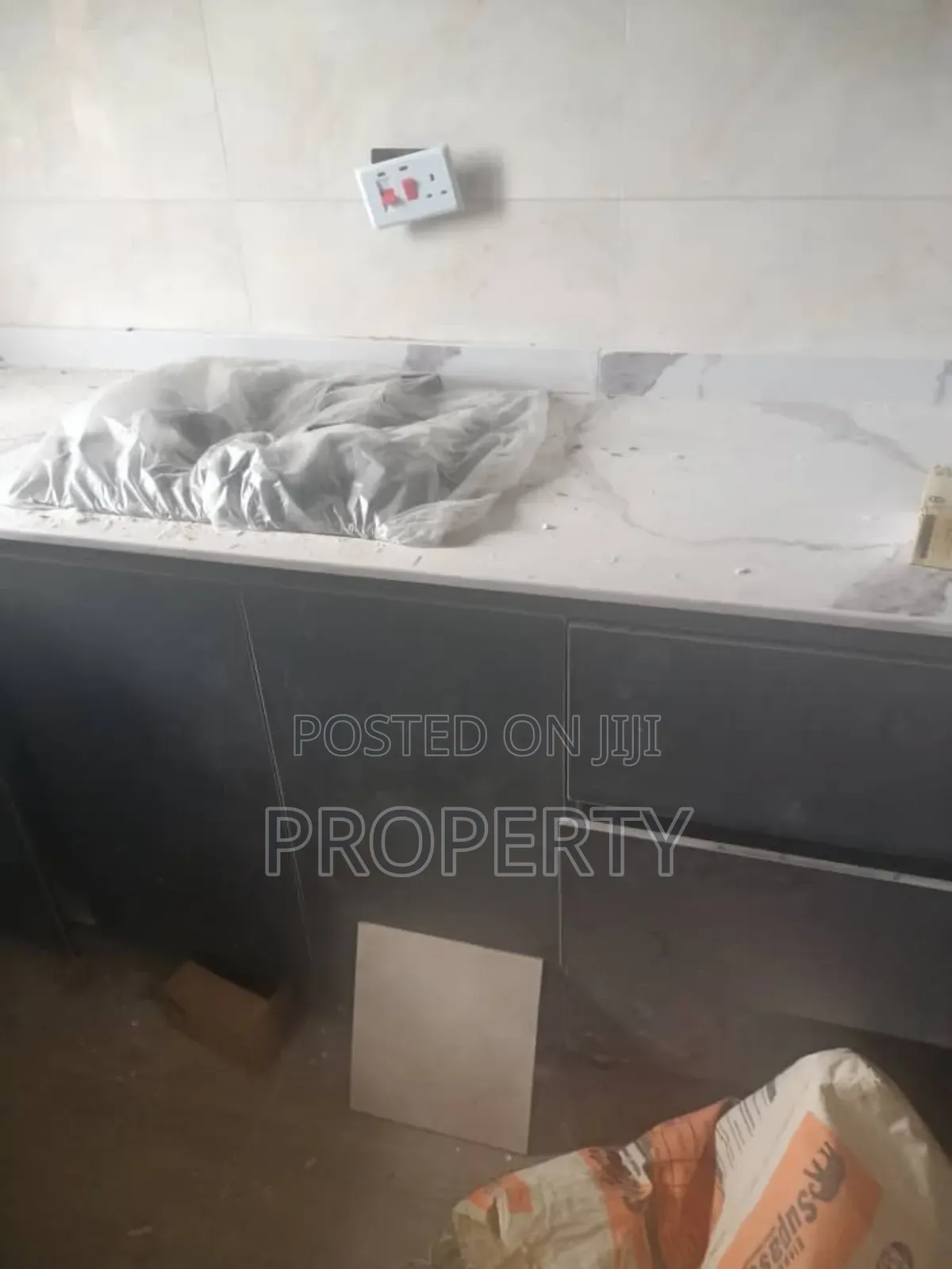 3bdrm Apartment in Opebi for sale in Opebi