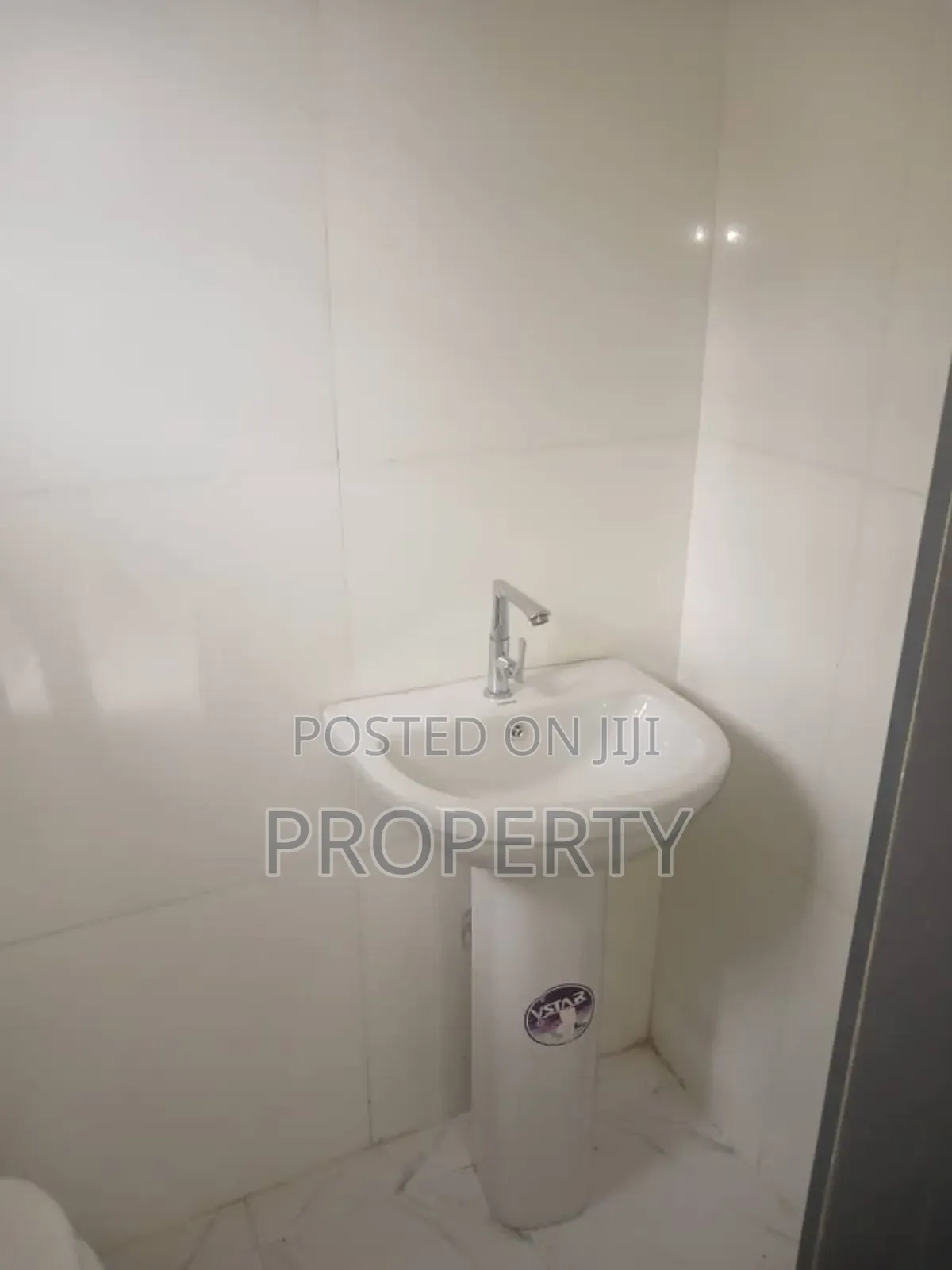 3bdrm Apartment in GRA Phase 2 Shangisha for sale in GRA Phase 2 Shangisha