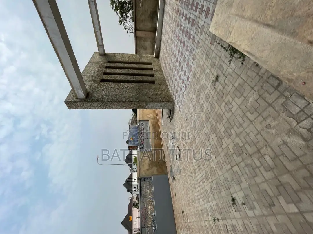 5bdrm Duplex in Katampe Extension for sale in Katampe Extension