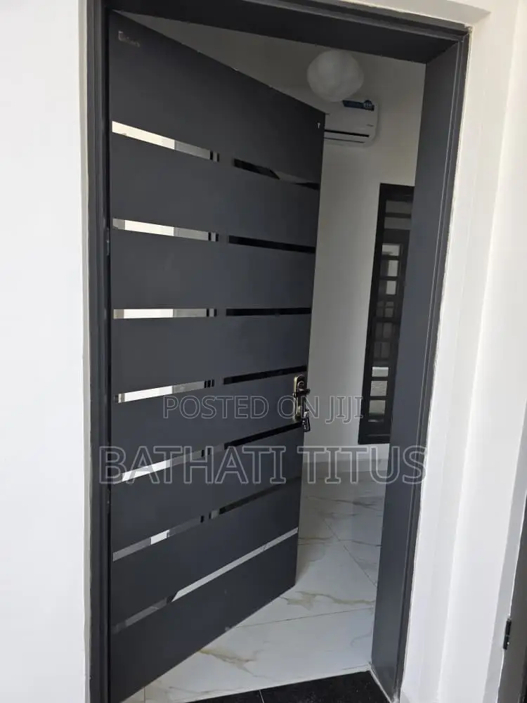 4bdrm Duplex in Jahi for sale in Jahi