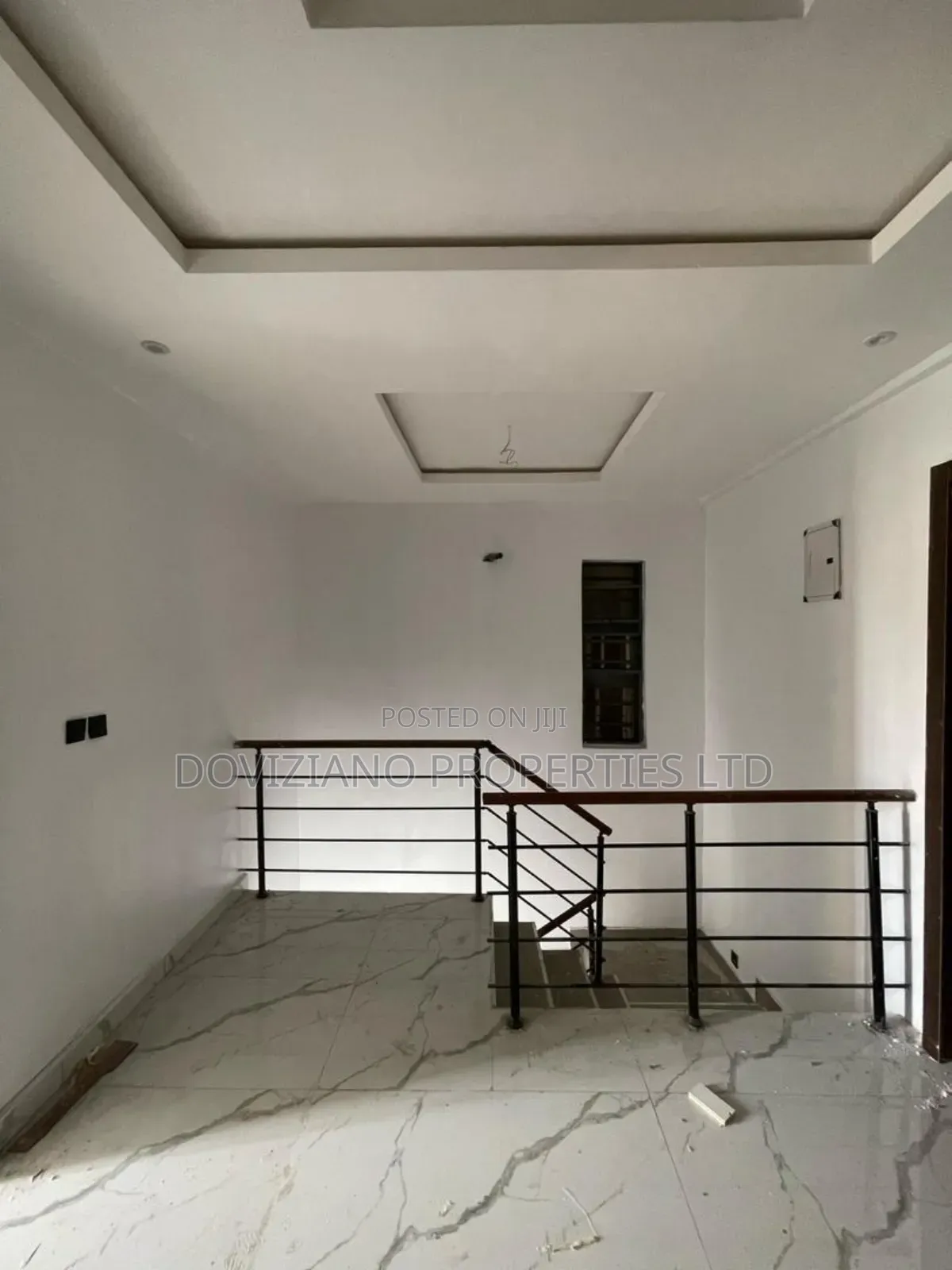 3bdrm Duplex in Ikota for sale in Ikota
