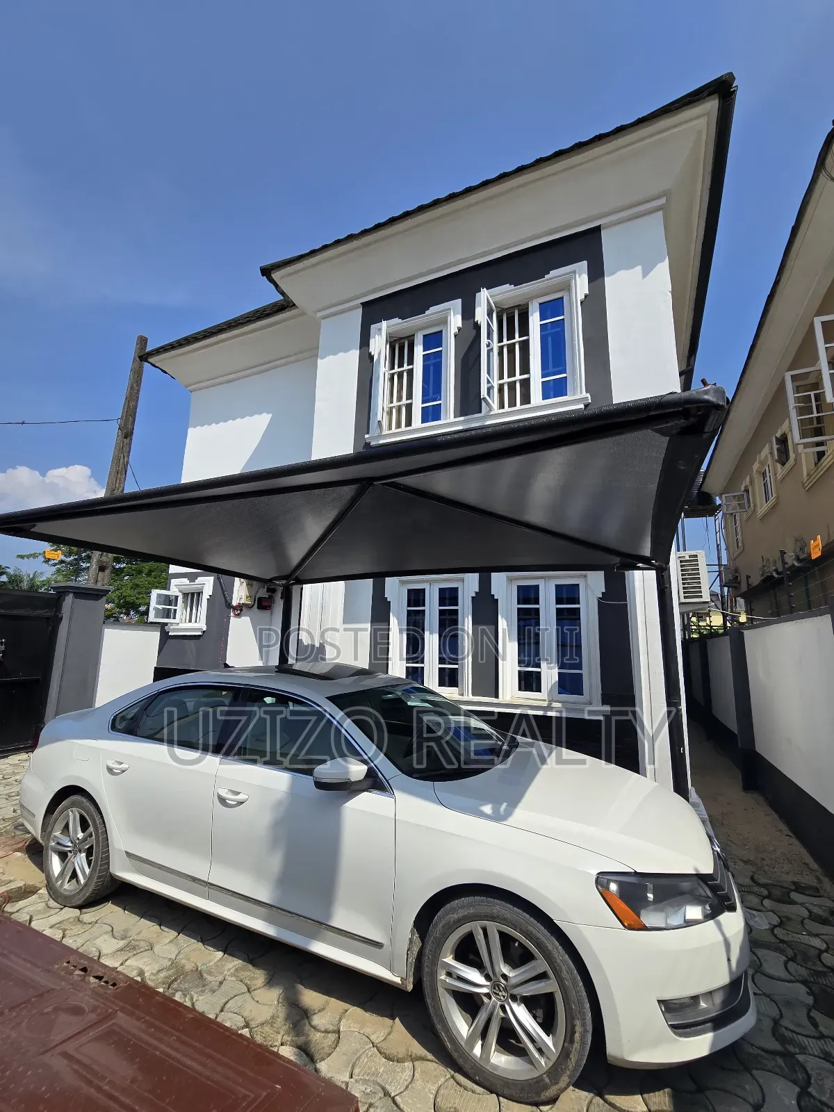 Furnished 4bdrm Duplex in Ogunfayo, Awoyaya for sale in Awoyaya