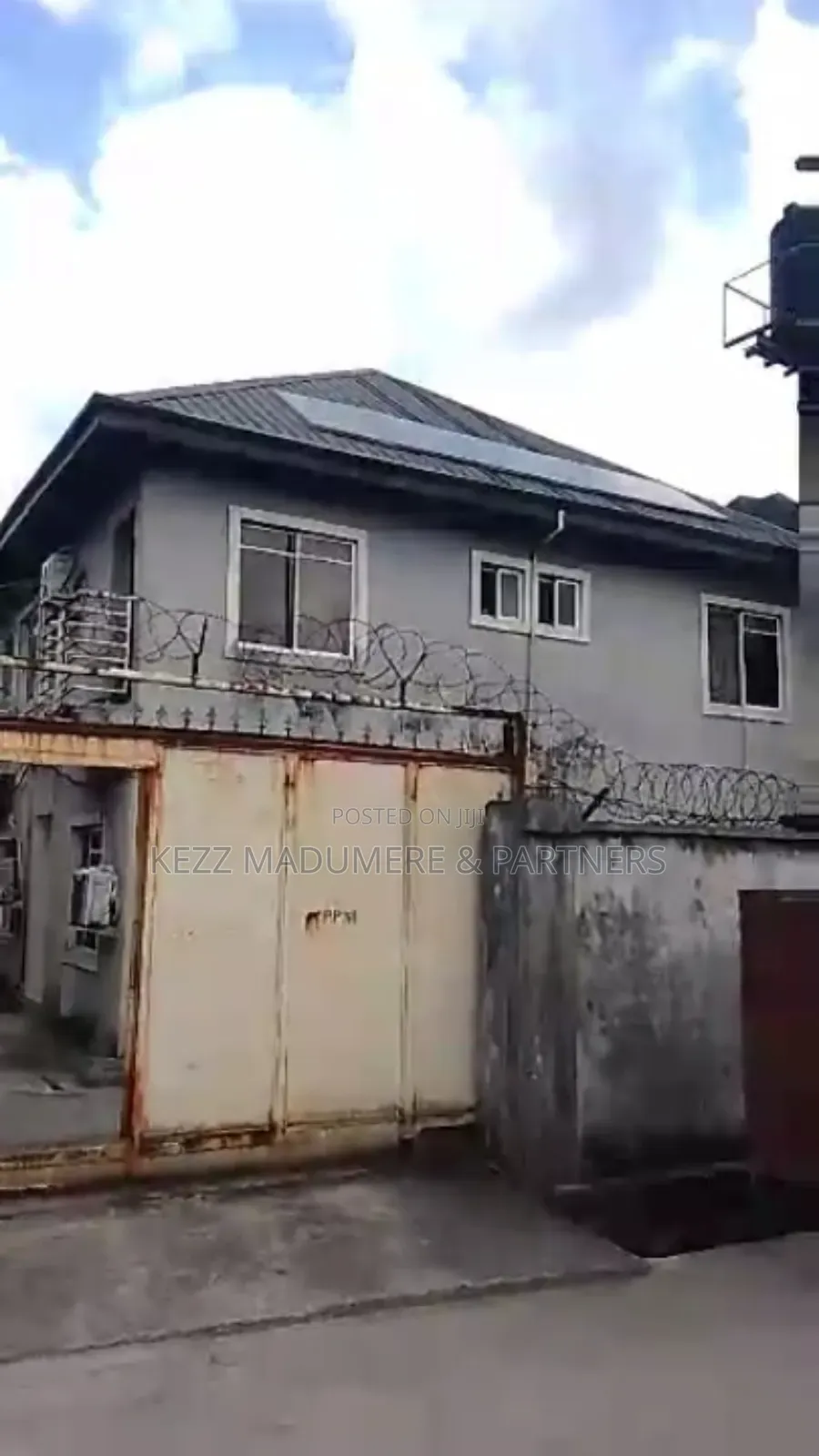 10bdrm Duplex in Gated Estate, Sars for sale in Port-Harcourt