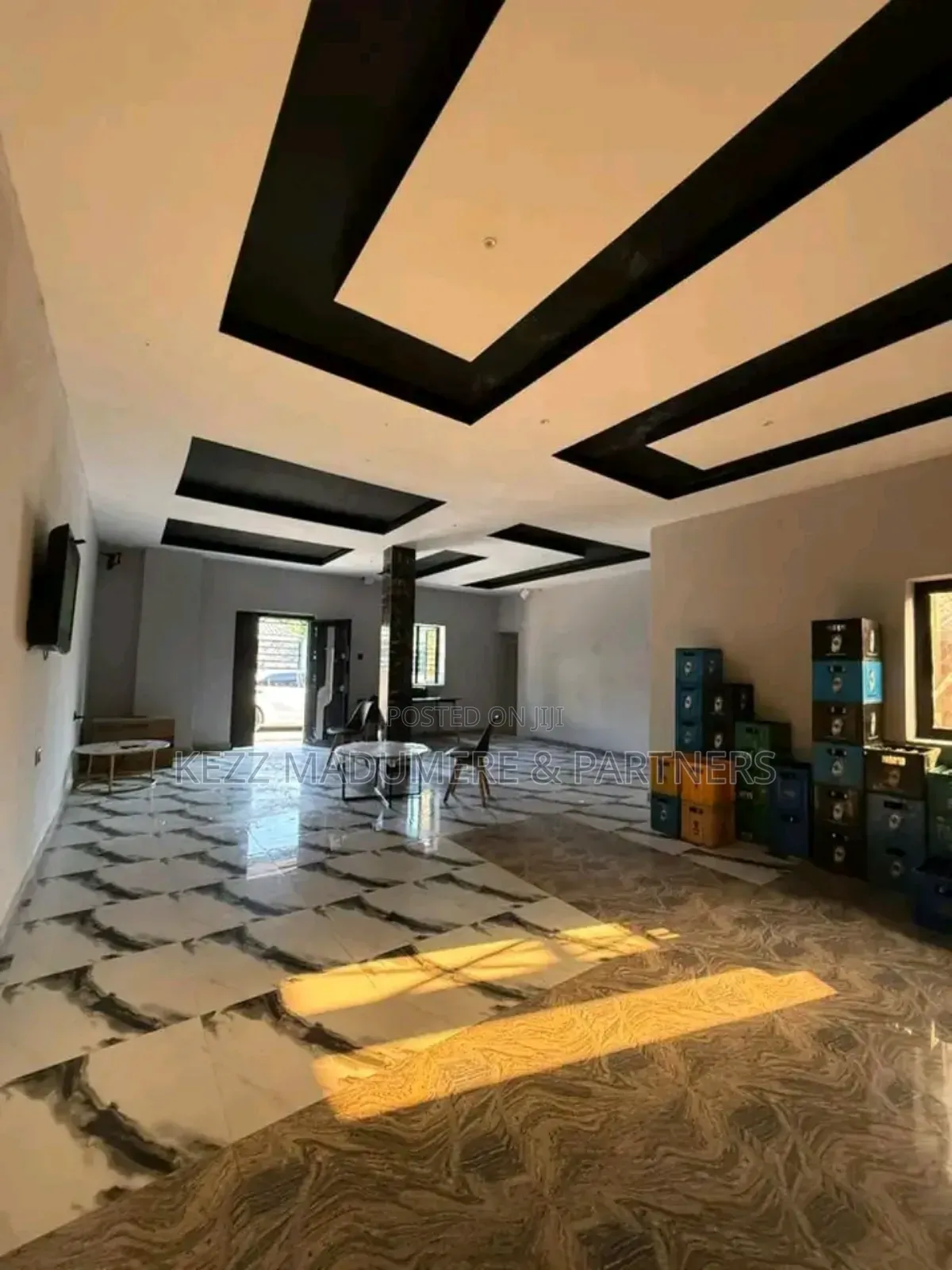 For Sale : Functional Club Lounge in Port Harcourt in Port-Harcourt
