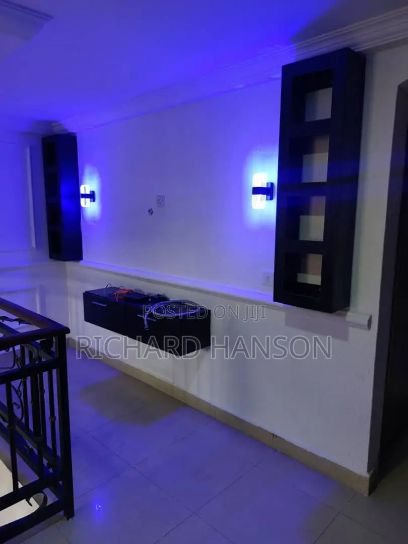 3bdrm Maisonette in Lekki Phase 1 for rent in Lekki Phase 1