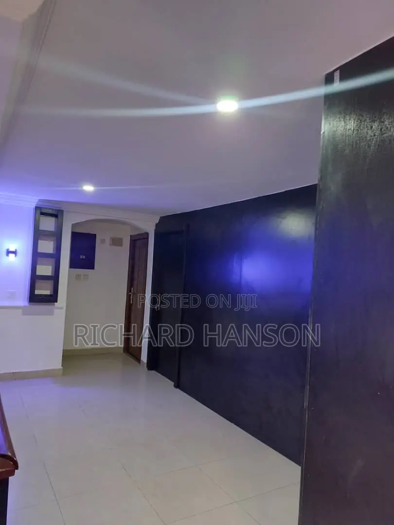 3bdrm Maisonette in Lekki Phase 1 for rent in Lekki Phase 1