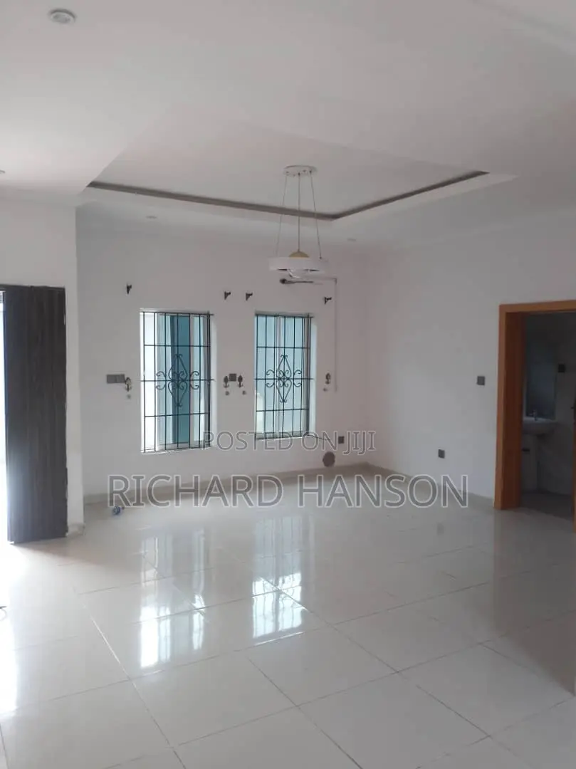 20bdrm Block of Flats in Victoria Island Extension for rent in Victoria Island Extension